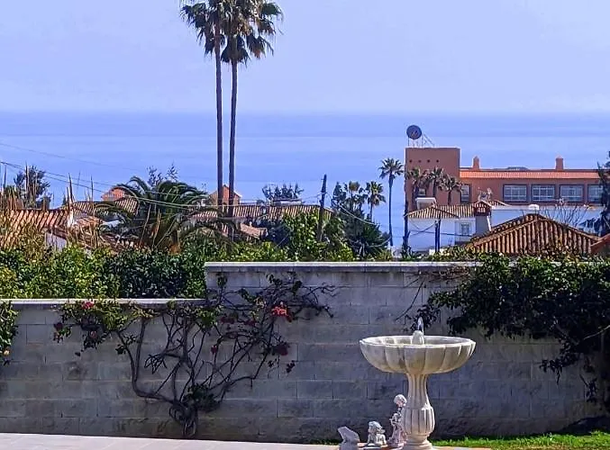 De Suenos 25 * Estepona